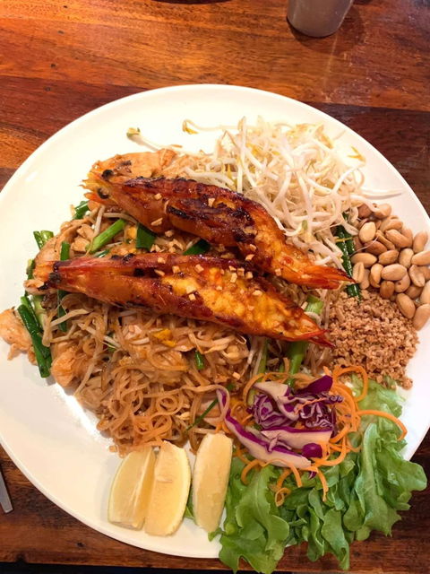 Nakhon Thai Restaurant - Gold Coast 4U 0
