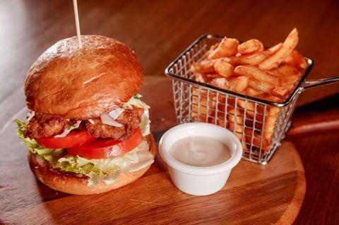 R Bar & Kitchen - Accommodation Gold Coast 0