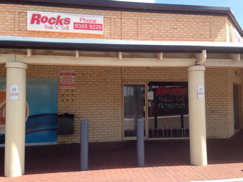 Rocks Fish 'N' Grill - Accommodation Gold Coast 0