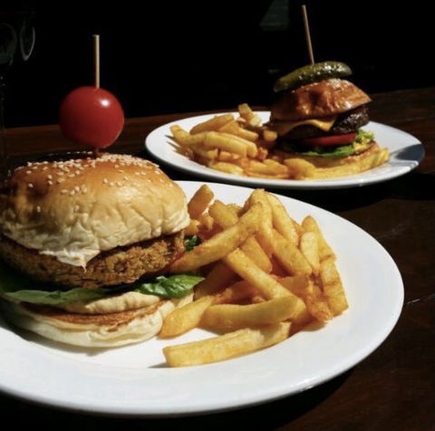 Yorkshire Hotel - Accommodation Gold Coast 0