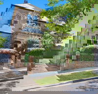 Brookfield House - Gold Coast 4U