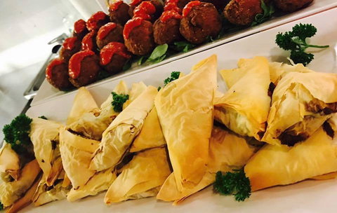 Poshamocha Cafe Bar - Accommodation Gold Coast 0