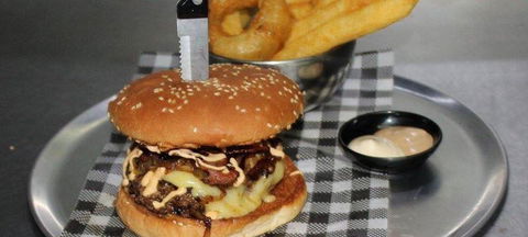 Magnums Bistro - Gold Coast 4U 3