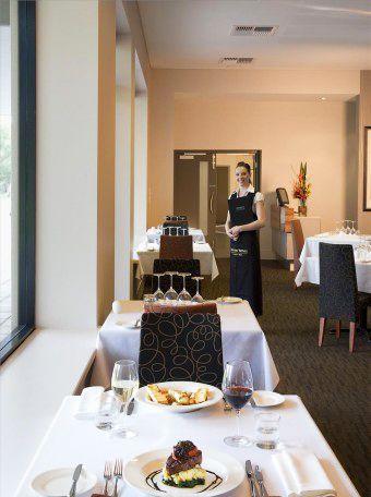 Serafino Restaurant - Gold Coast 4U 5
