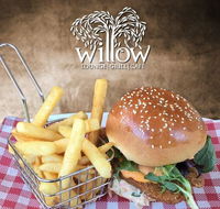 Willow Lounge Grill  Cafe - 1 Gold Coast