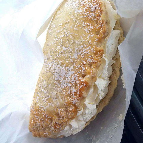 Davelle's Bakery - Accommodation Gold Coast 0