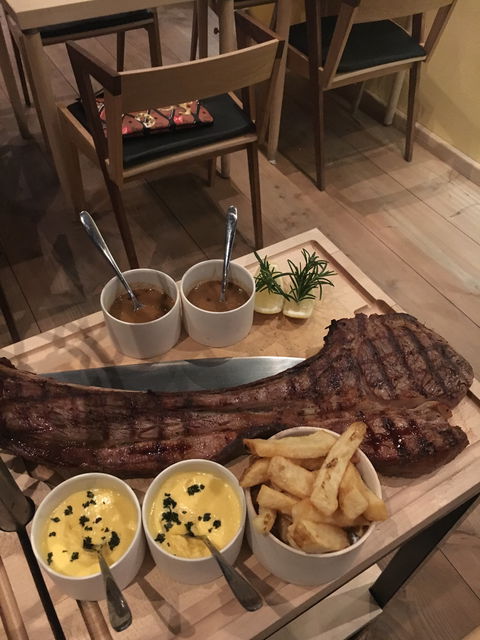 A Hereford Beefstouw - Accommodation Gold Coast 2