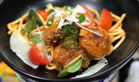 Five Stars Thaitanic - Ingleburn - Gold Coast 4U 0