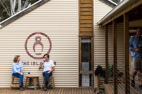 Islander Estate Vineyards - Gold Coast 4U 0