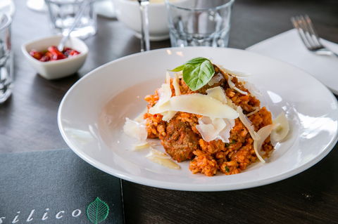 Basilico - Carnegie - Accommodation Gold Coast 0