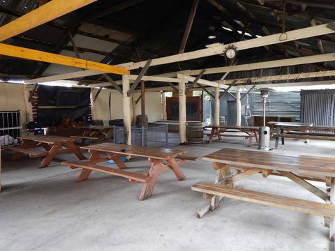 The Clubhouse Hotel - Gold Coast 4U 1