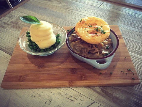 Zyka's Kitchen - Gold Coast 4U 0