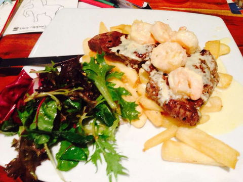 Breakers Bar & Cafe - Accommodation Gold Coast 0