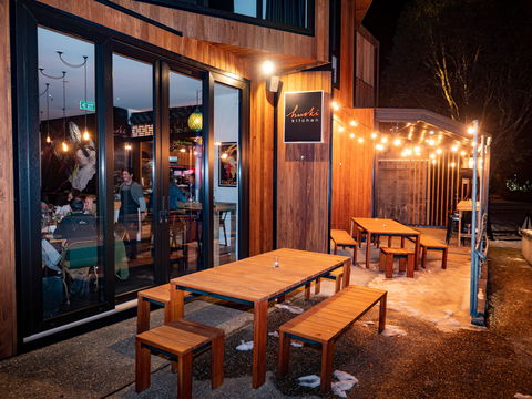 Huski Kitchen - Accommodation Gold Coast 1