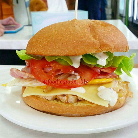 88 Royal - Accommodation Gold Coast 0