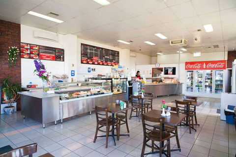 A&J's Cafe - Accommodation Gold Coast 0