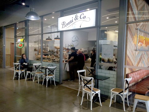 Bonni & Co - Gold Coast 4U 0