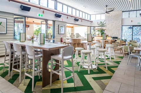 Narellan Hotel - Gold Coast 4U 0