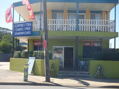 The Point Cafe And Takeaway - 1 Gold Coast 0