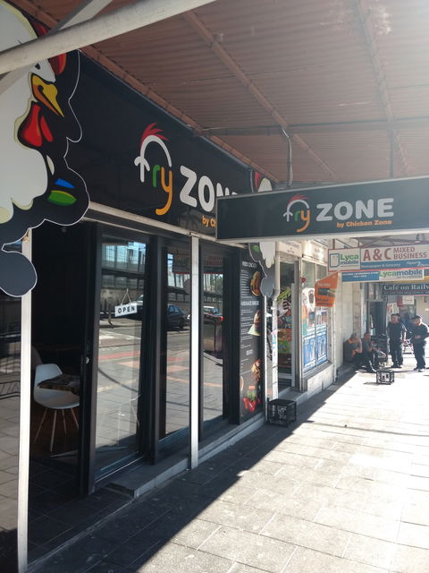 Fry Zone By Chicken Zone - Accommodation Gold Coast 0