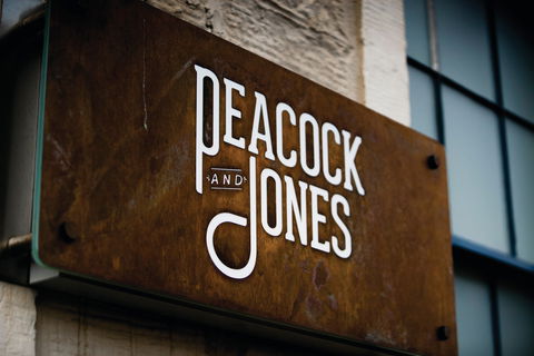 Peacock And Jones - Accommodation Gold Coast 0