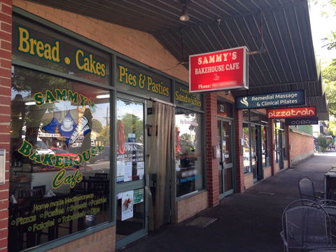 Stuff2eat - 1 Gold Coast 0