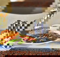 Zeina's Caf - Comfort Inn and Suites Burwood - Accommodation Gold Coast