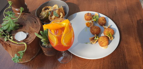 Anchor Kitchen And Bar - Accommodation Gold Coast 0
