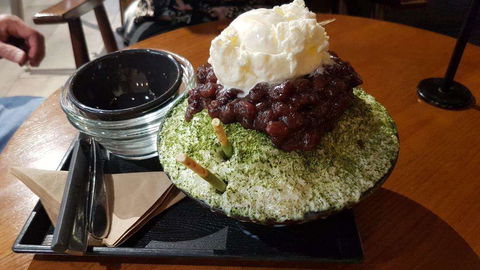 Lazy Cat Cafe - Accommodation Gold Coast 0