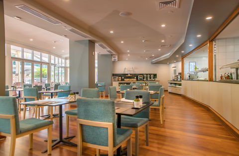 Poolside Restaurant And Bar - Accommodation Gold Coast 1