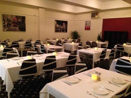 Schnitz And Giggles - Club Heathcote Restaurant - 1 Gold Coast 0