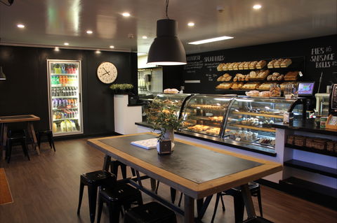 The Bakery In The Village Square - Gold Coast 4U 1