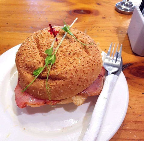 The Colony Coffee House Of Midland - Accommodation Gold Coast 0