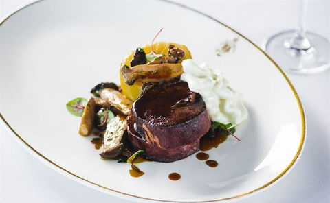 SJ's Brasserie - Accommodation Gold Coast 3