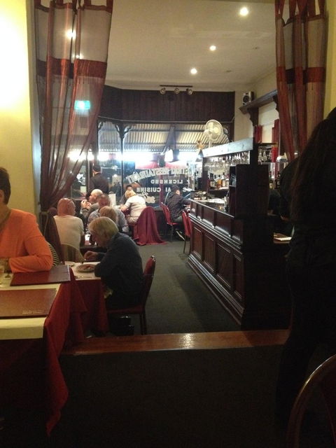 Parade Thai Restaurant - 1 Gold Coast 3