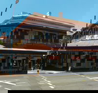 The Lion Hotel - Accommodation Gold Coast