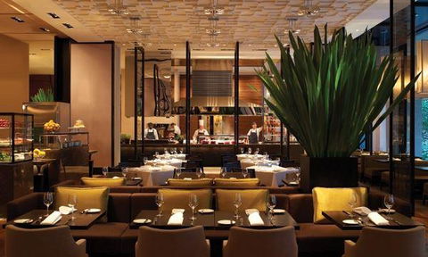 Collins Kitchen - Accommodation Gold Coast 7