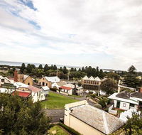 Hong Loch - Accommodation Gold Coast
