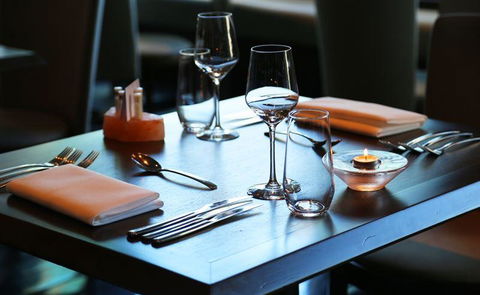St James Hotel Restaurant - Accommodation Gold Coast 9