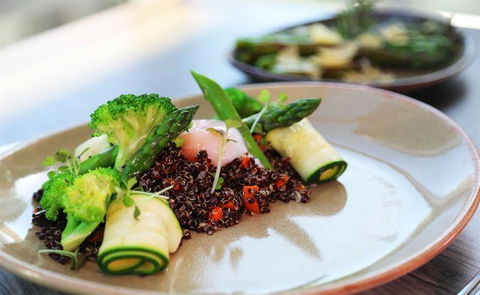 St James Hotel Restaurant - Accommodation Gold Coast 6