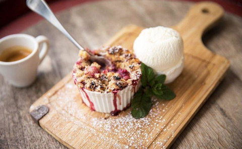 Girasole Pizzeria - Accommodation Gold Coast 7