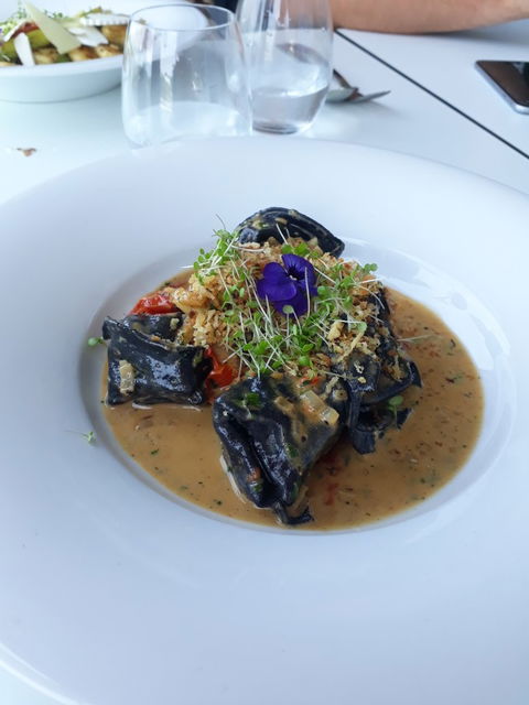Amano Restaurant - 1 Gold Coast 8