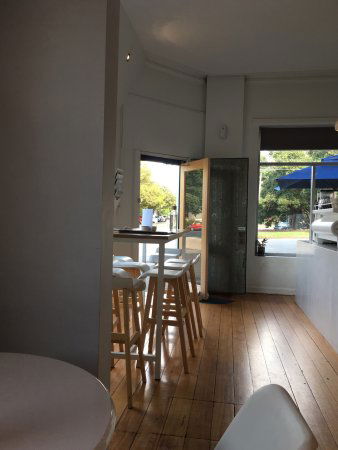 Aucuba Coffee Roasters - 1 Gold Coast 0