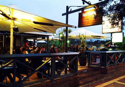 Randwick Tum's Thai - Accommodation Gold Coast 4
