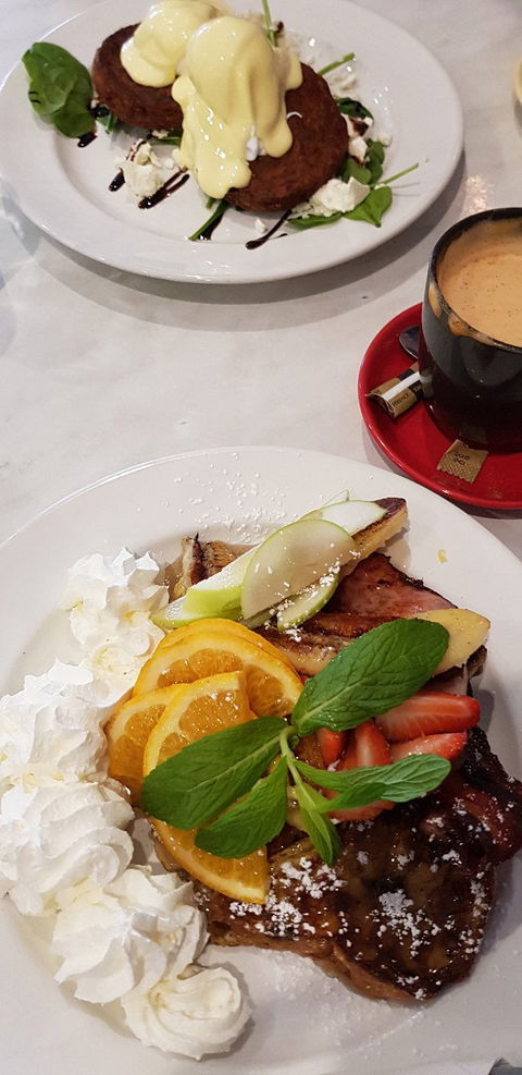 Delicious Fingers - Accommodation Gold Coast 2