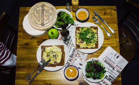 Roule Galette Carnegie - Accommodation Gold Coast 6