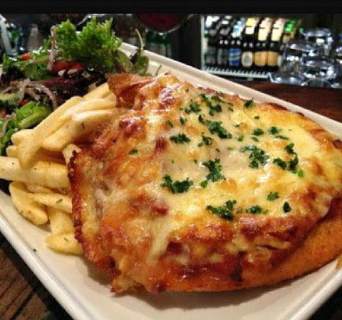 Network Public Bar & Pizzeria - Gold Coast 4U 5