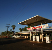 Ti Tree Roadhouse - Accommodation Gold Coast
