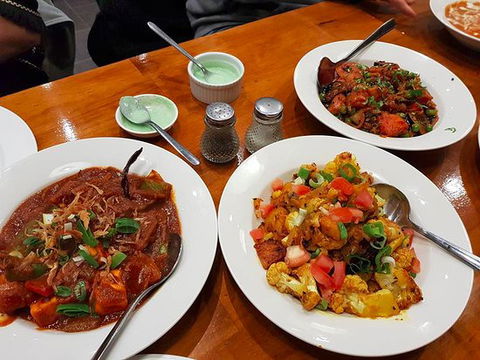 Aman Indian Restaurant - 1 Gold Coast 0
