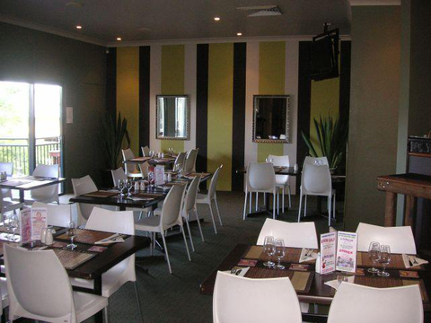 Currumbin Creek Tavern - Gold Coast 4U 1